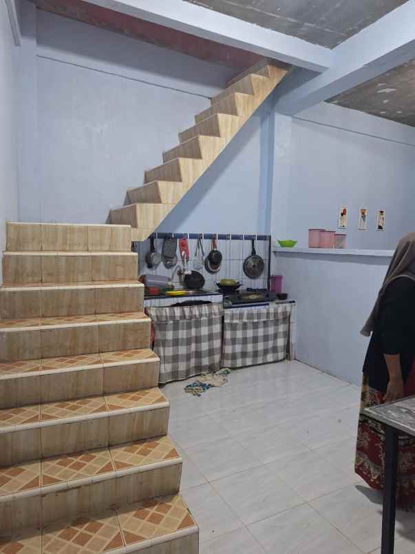 dijual rumah jl bukit barisan
