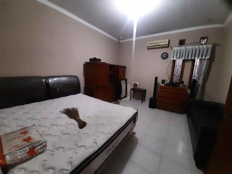 dijual rumah jl cempaka ii blok c4 no 4