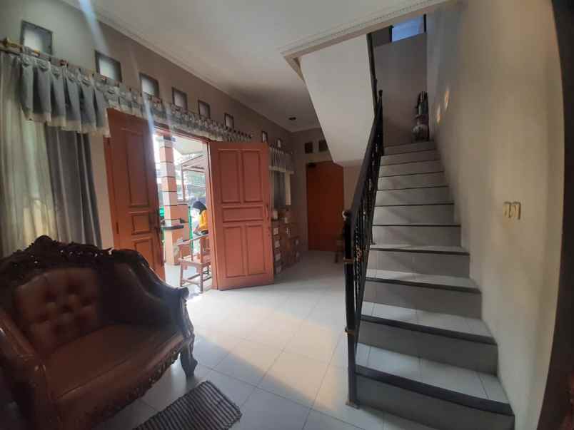 dijual rumah jl cempaka ii blok c4 no 4