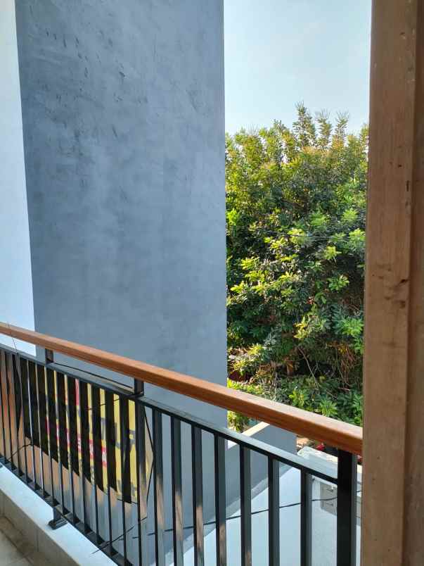 dijual rumah jl cilangkap raya kec