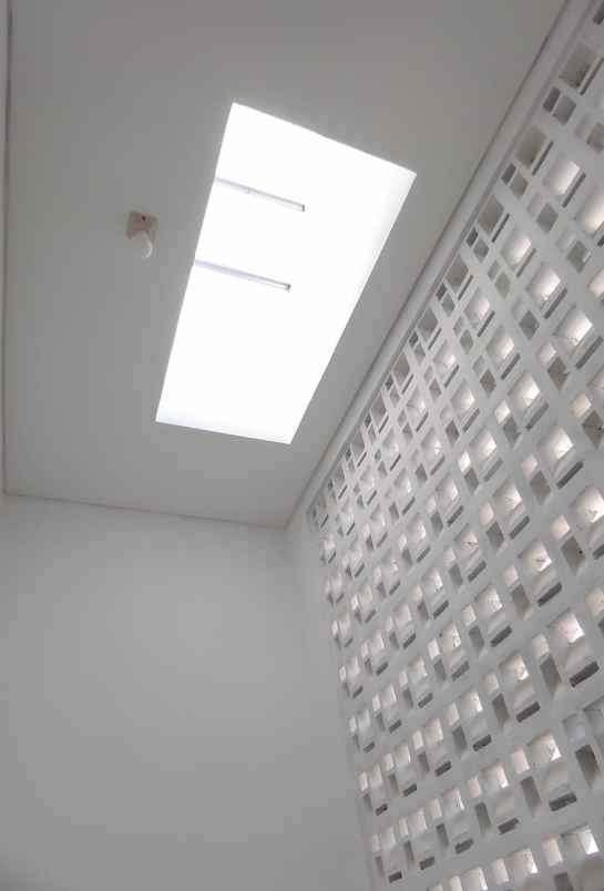 dijual rumah jl cokro negoro no 174