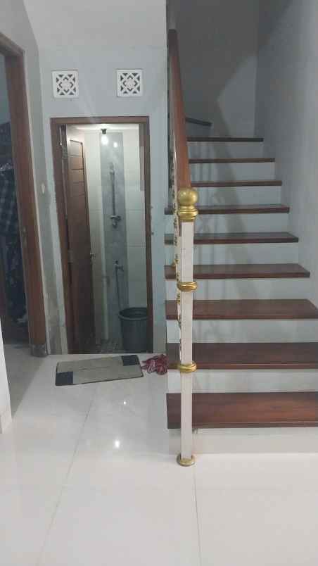 dijual rumah jl imogiri timur km 8