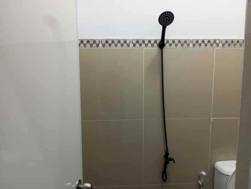 dijual rumah jl kalisari 3 cijantung