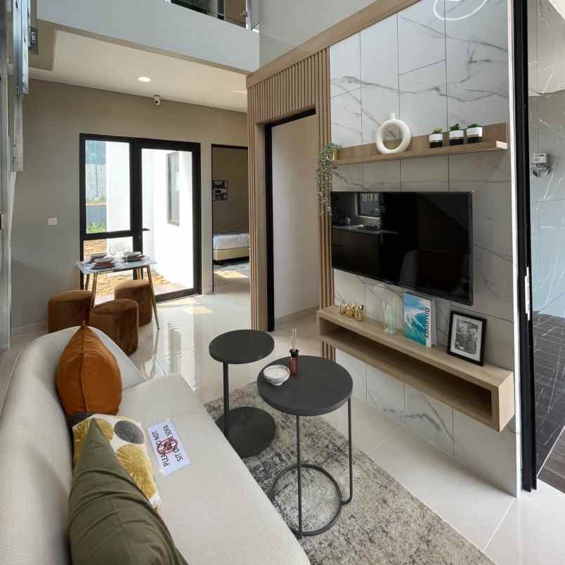 dijual rumah jl lingkar selatan