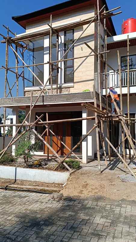 dijual rumah jl padasuka atas