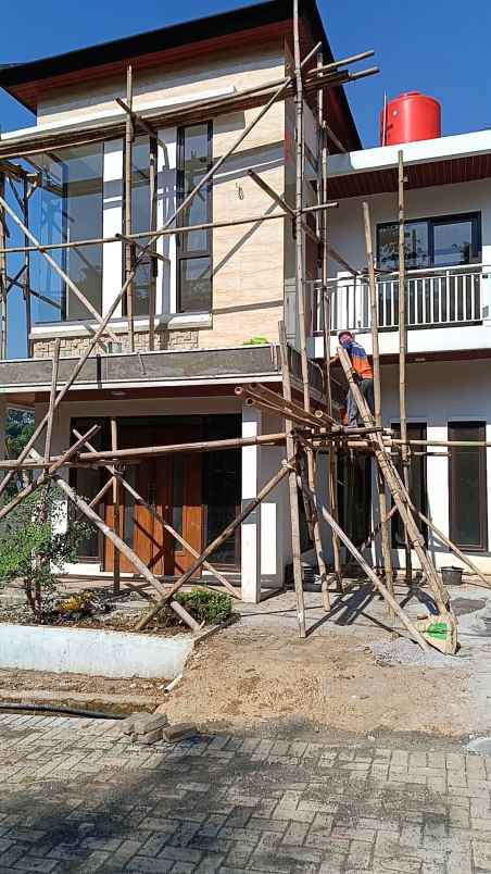 dijual rumah jl padasuka atas