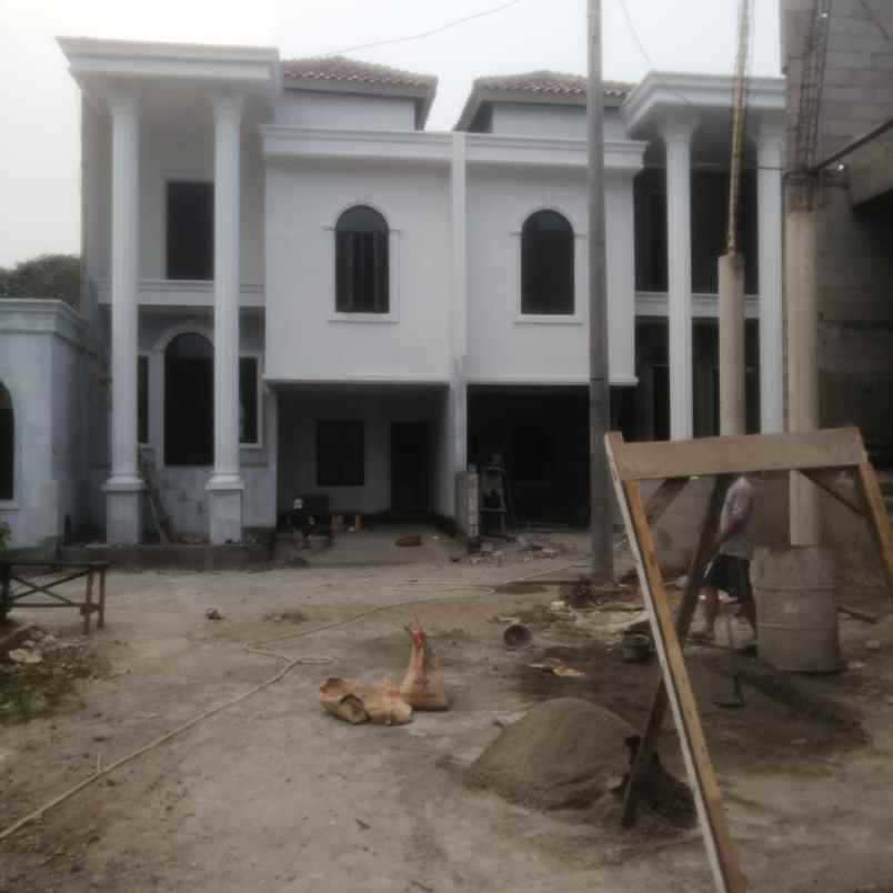 dijual rumah jl raya hankam jatiranggon