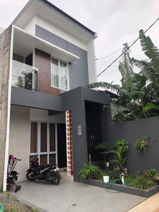 dijual rumah jl raya jaka mulya