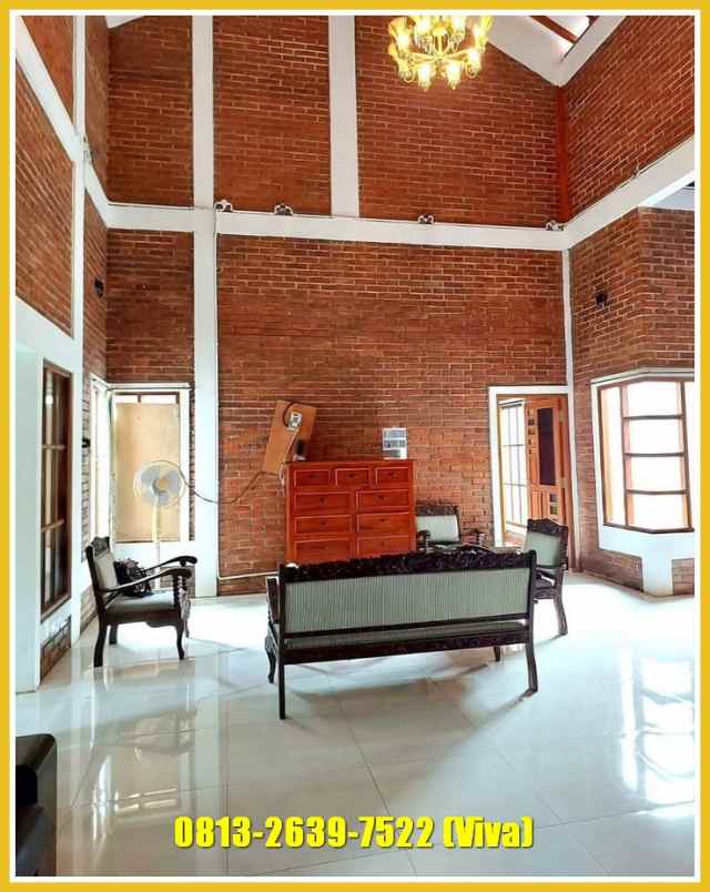 dijual rumah jl raya tajem