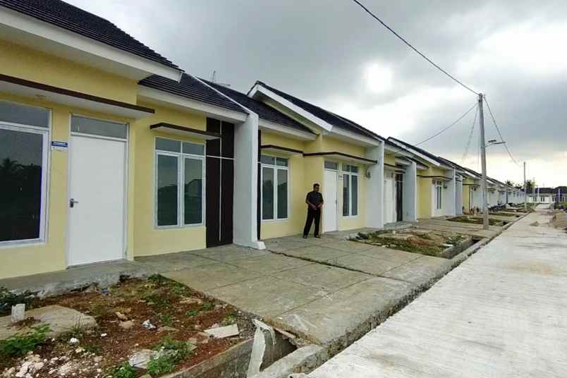 dijual rumah jln bojong cikahuripan