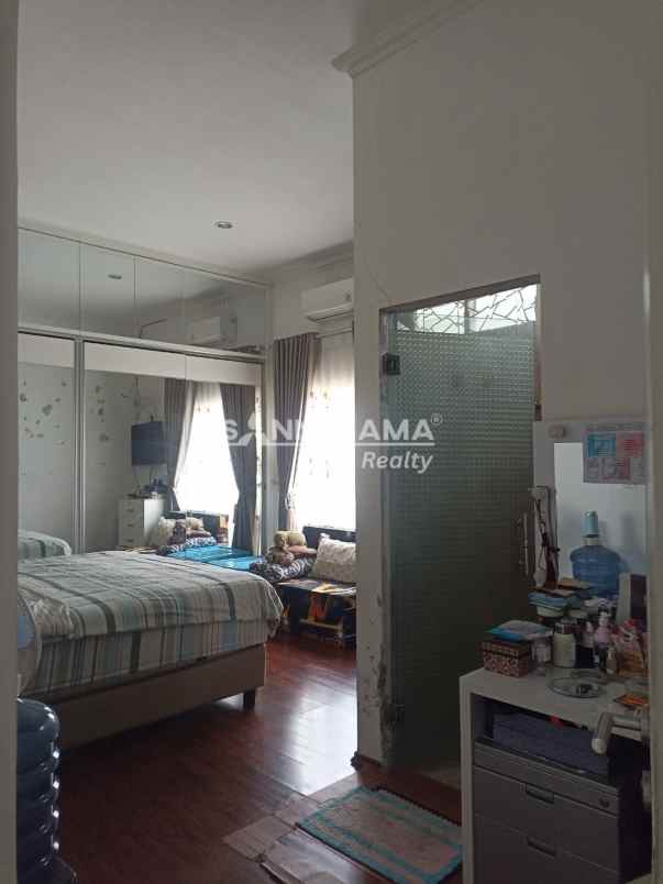 dijual rumah jln raya sukmajaya depok