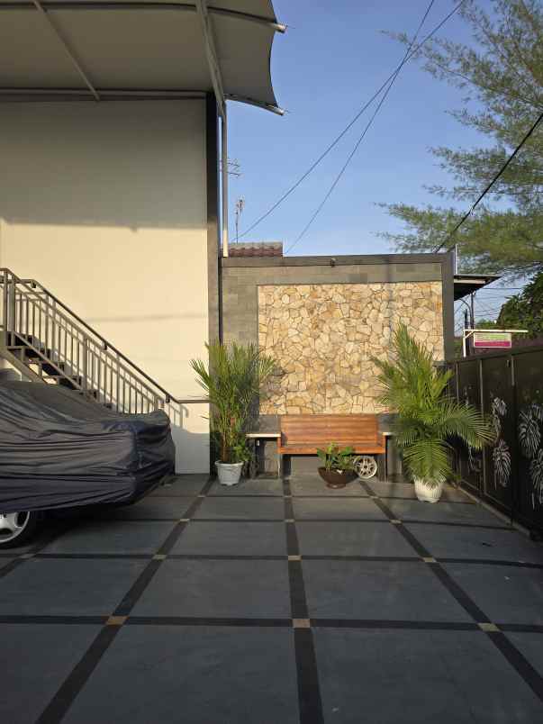 dijual rumah jln swadaya rawadomba