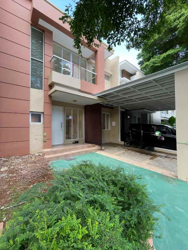 dijual rumah karang tengah lebak bulus