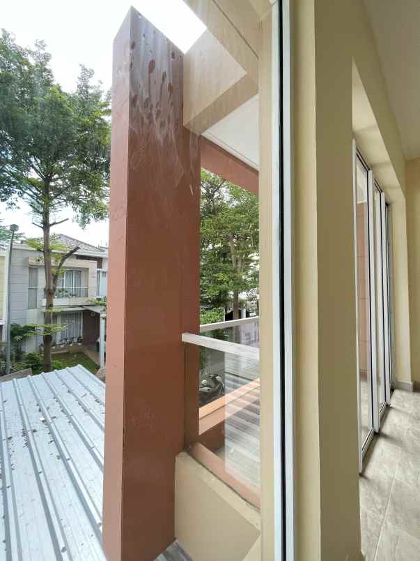 dijual rumah karang tengah lebak bulus