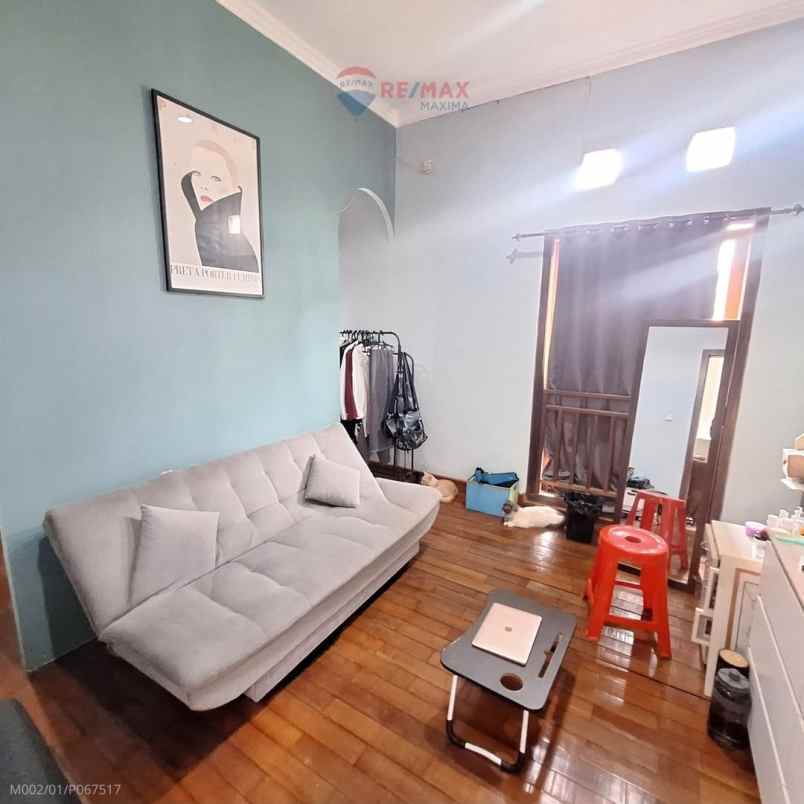 dijual rumah kebayoran baru