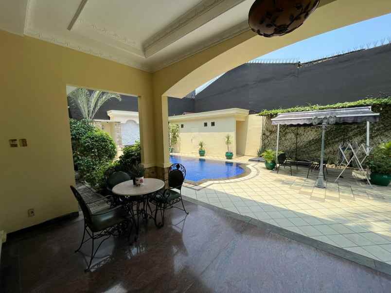 dijual rumah kebayoran baru jakarta selatan