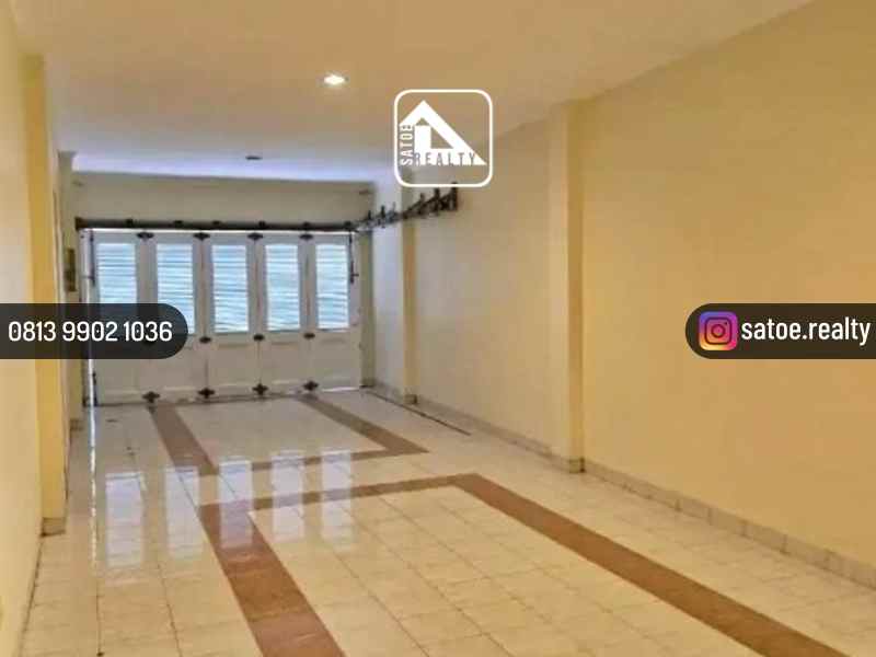 dijual rumah kebon baru tebet jakarta