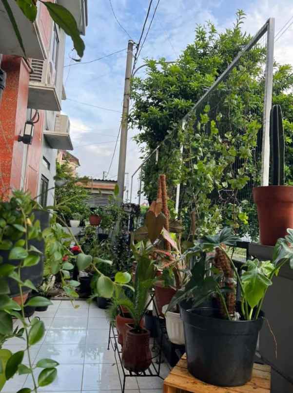 dijual rumah kemang prtama