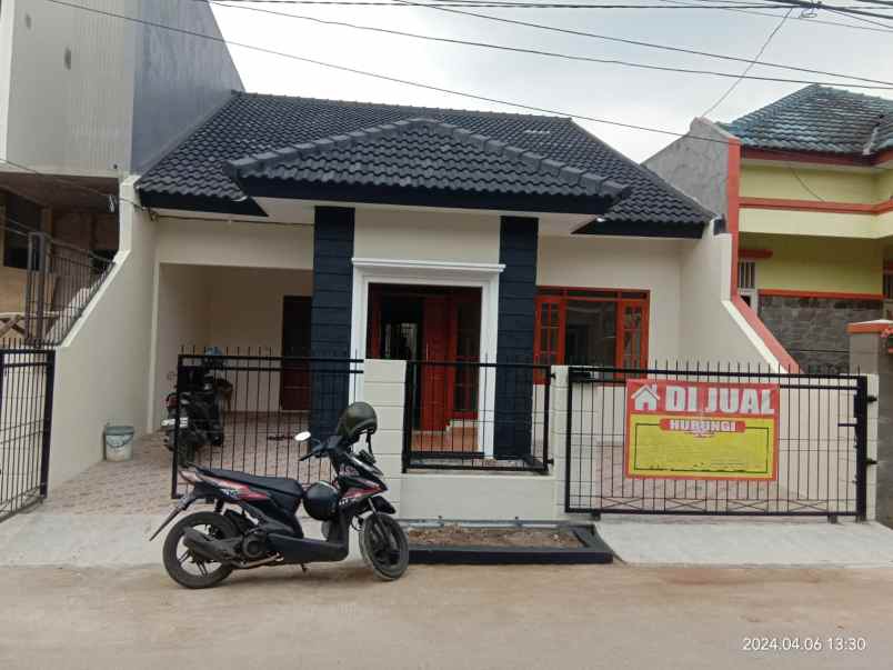dijual rumah komplek bahagia permai