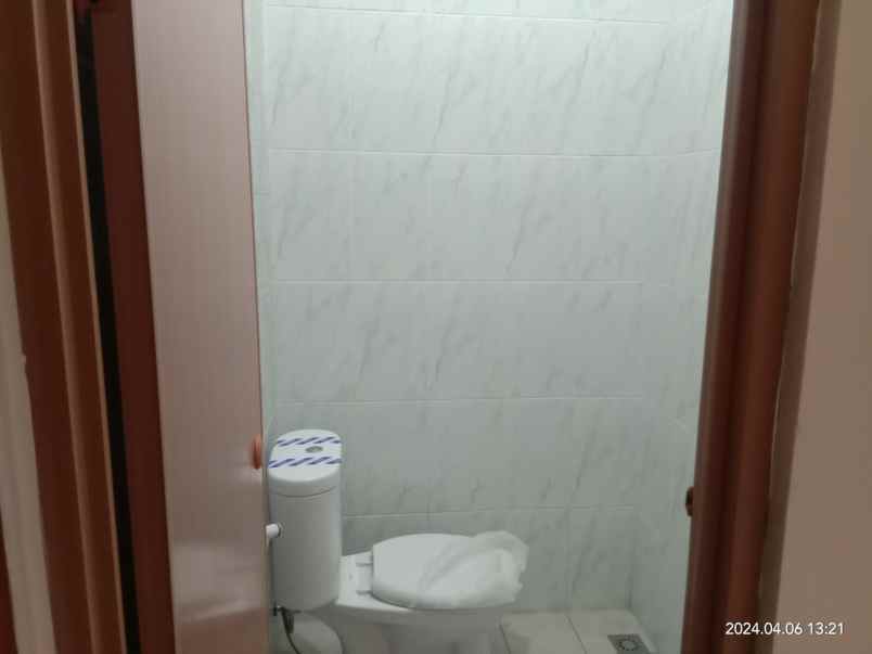 dijual rumah komplek bahagia permai