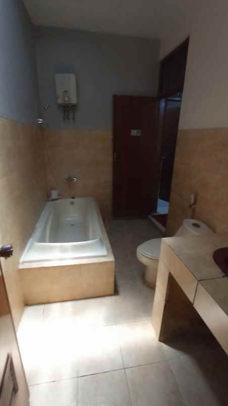 dijual rumah komplek bentang asri