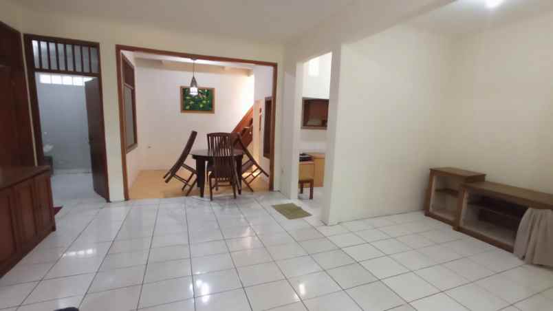 dijual rumah komplek bentang asri