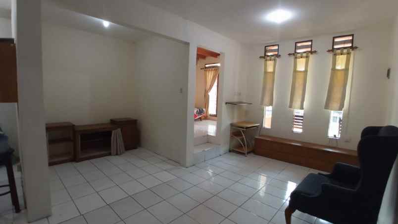 dijual rumah komplek bentang asri