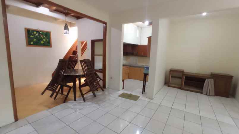 dijual rumah komplek bentang asri