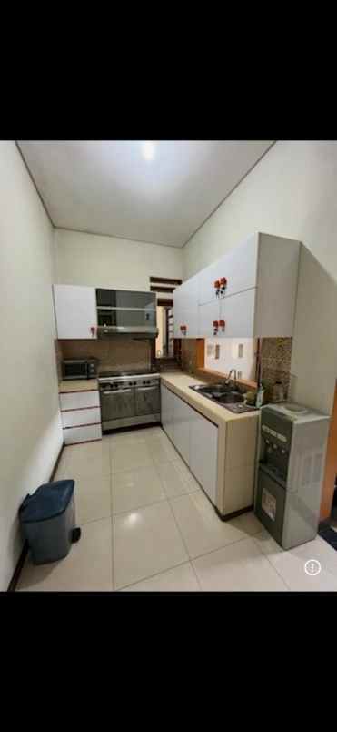 dijual rumah komplek grand permata