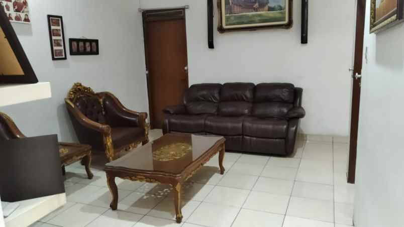 dijual rumah komplek puri dago antapani
