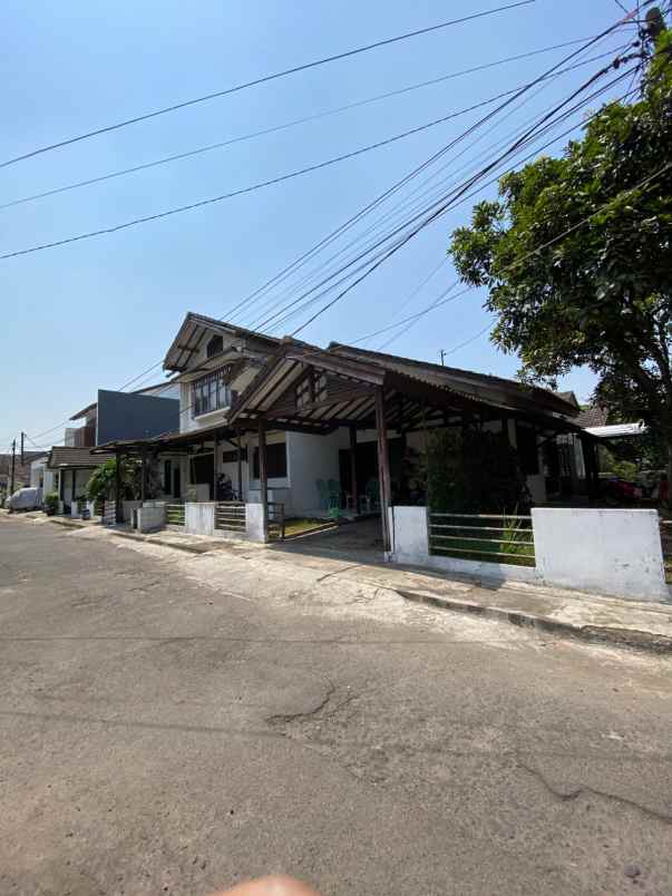 dijual rumah kopo permai