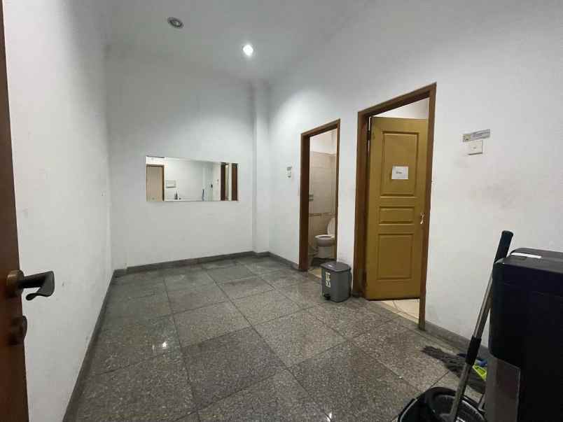 dijual rumah kramat pela