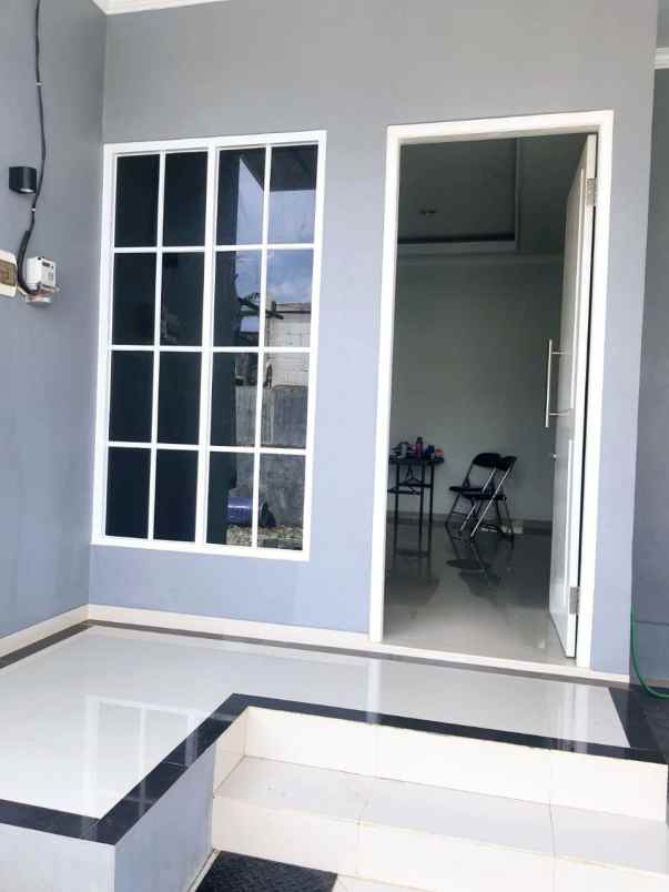 dijual rumah kranggan ujung aspal