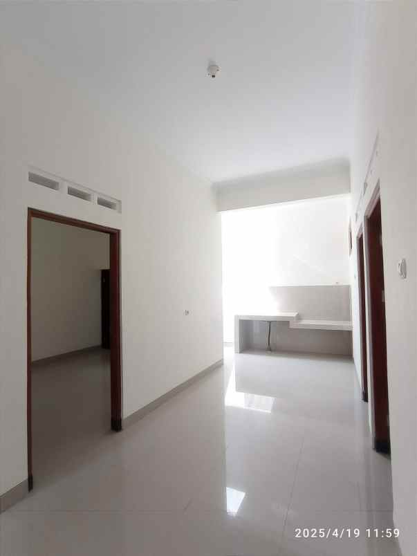 dijual rumah krapyak