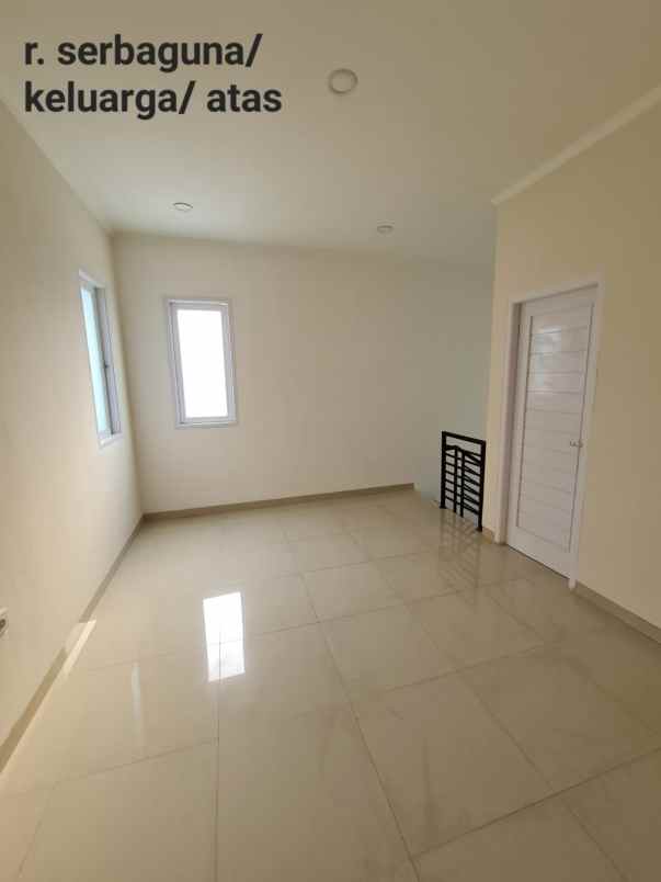 dijual rumah larangan utara