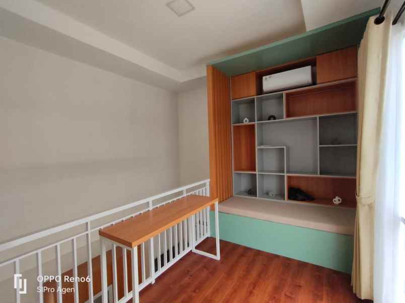 dijual rumah lokasi strategis akses