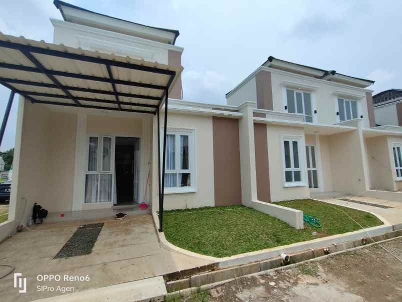 dijual rumah lokasi strategis akses