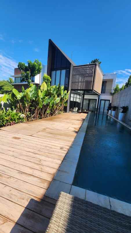 dijual rumah lux mewah minimalis di puri bintaro
