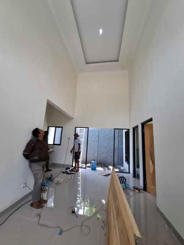 dijual rumah madurejo prambanan sleman