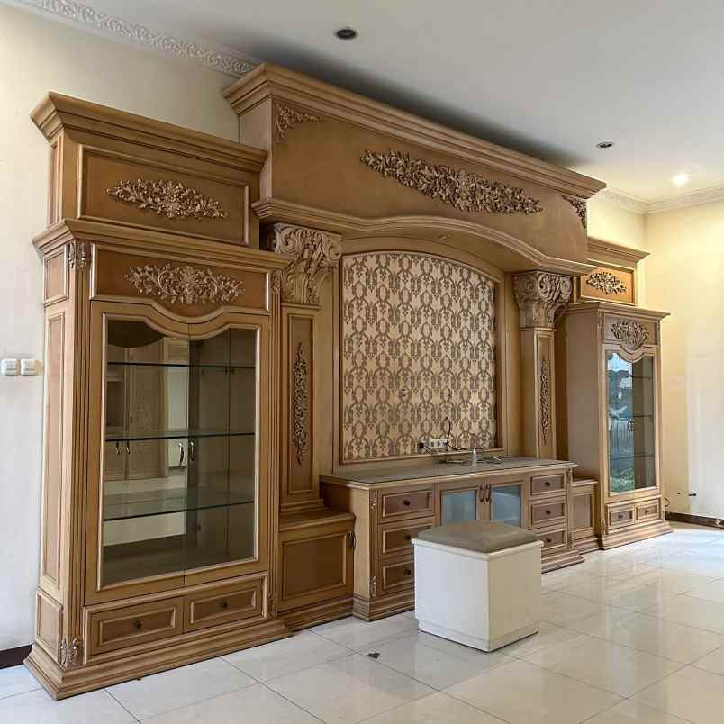 dijual rumah margorejo indah