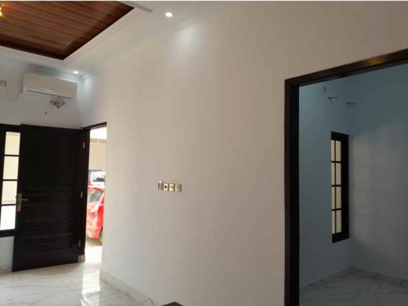 dijual rumah mbv ext