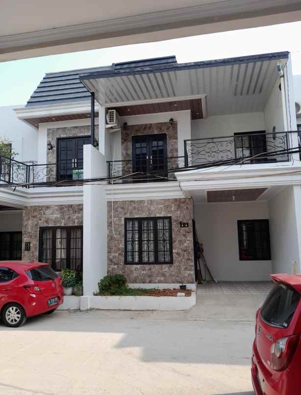 dijual rumah mbv ext