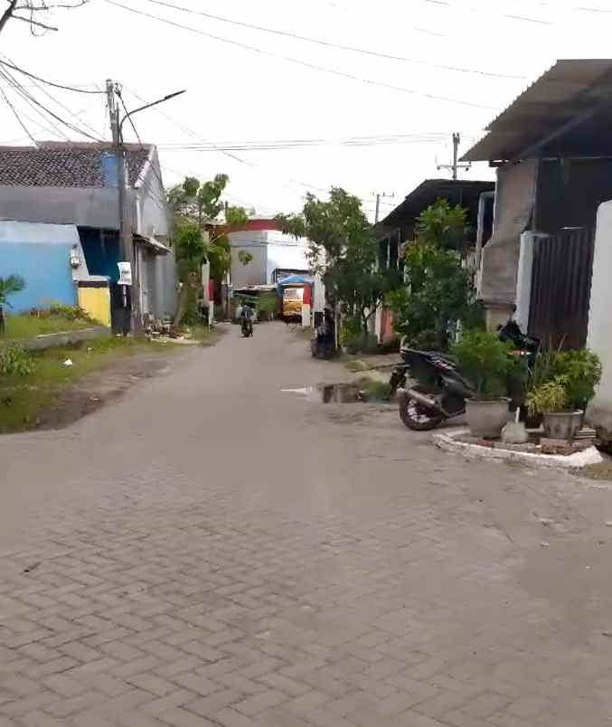dijual rumah medayu utara
