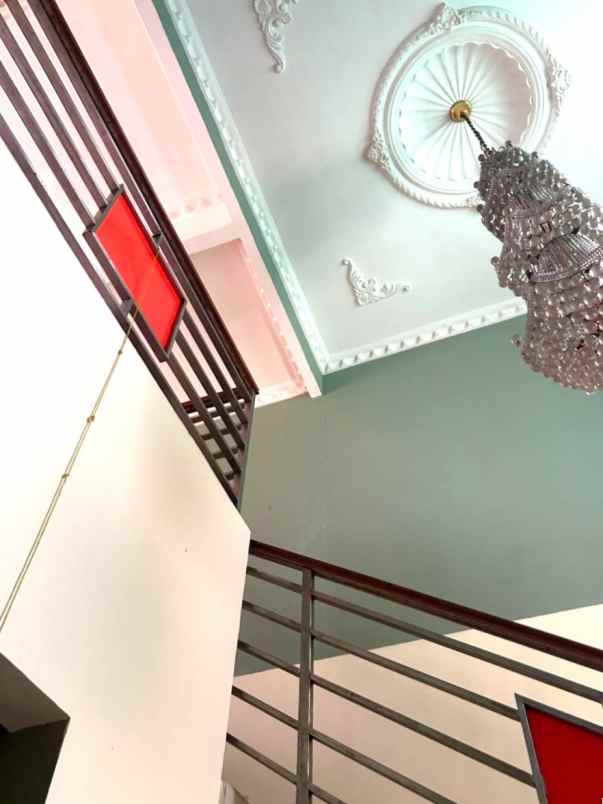 dijual rumah metland menteng cakung