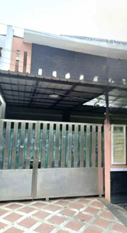 dijual rumah metland menteng cakung