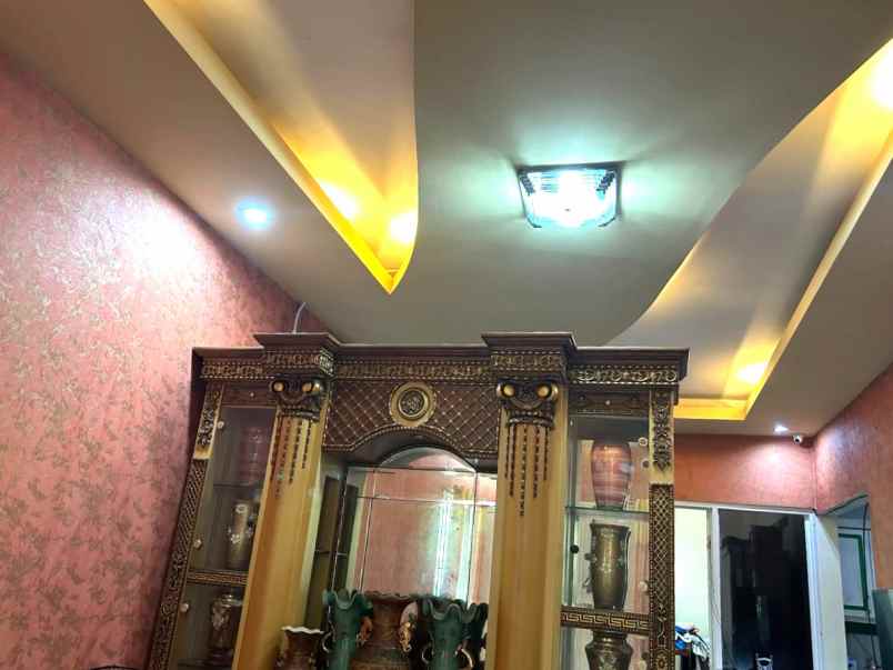 dijual rumah metland menteng cakung