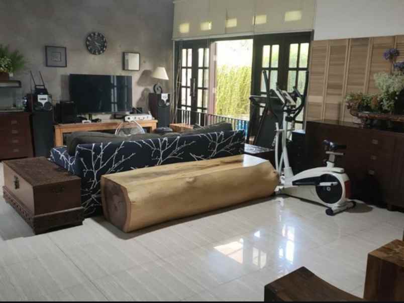 dijual rumah mewah puri surya jaya pasadena sidoarjo