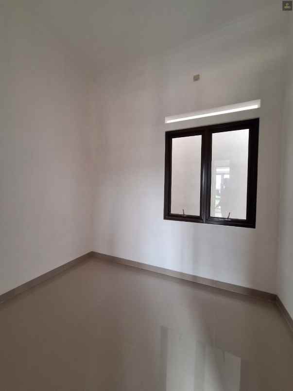 dijual rumah minimalis murah di buaran serpong