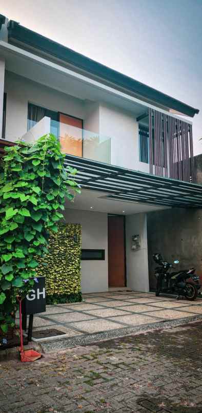 dijual rumah modern bintaro sektor tangerang selatan