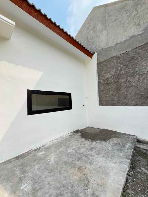 dijual rumah murah view bukit persawahan di prambanan